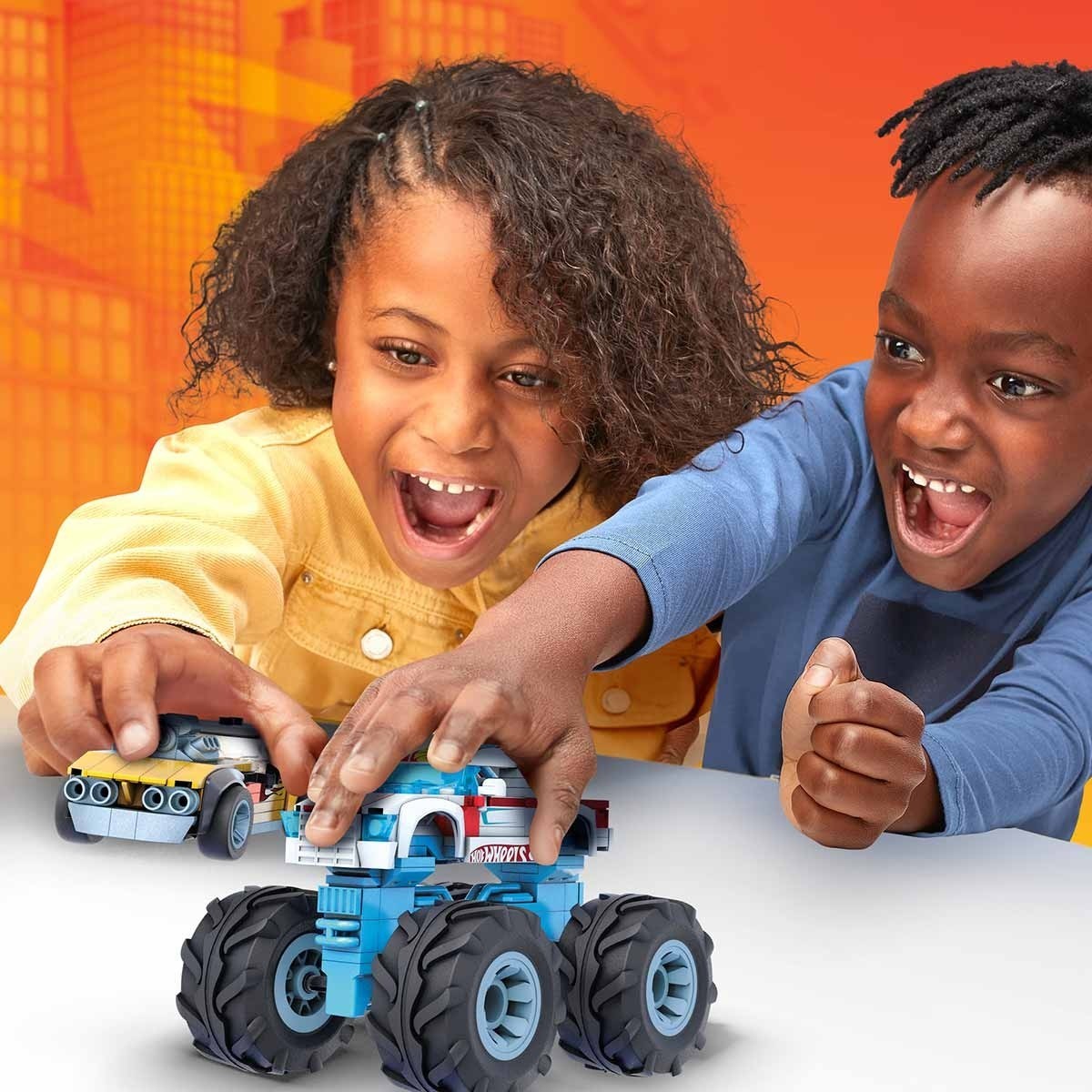 Mega Construx Hot Wheels İkili Yarış Paketi GYG Hot Wheels Araçlar Toolstoy