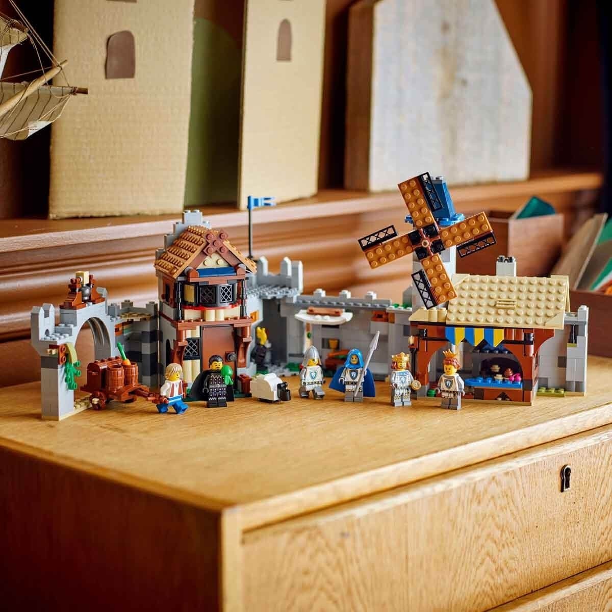 Lego Creator 3'ü 1 Arada Orta Çağ Atlı Şövalye Kalesi Oyuncak