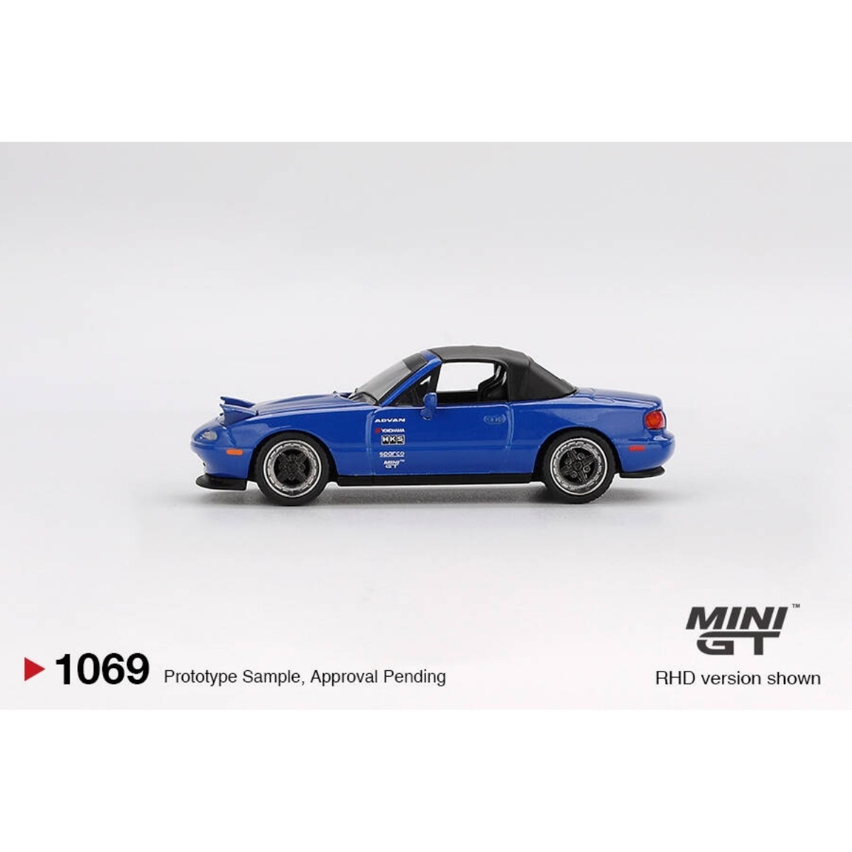 Mini GT 1/64 Mazda Miata MX-5 (NA) Tuned Version Dark Blue